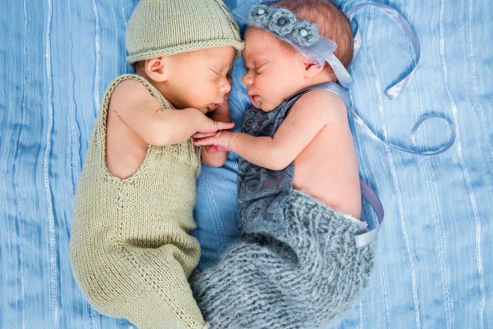What's The Difference Between Identical And Fraternal Twins?